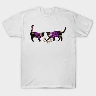 Cats Playing With Yarn With Gold Outline T-Shirt